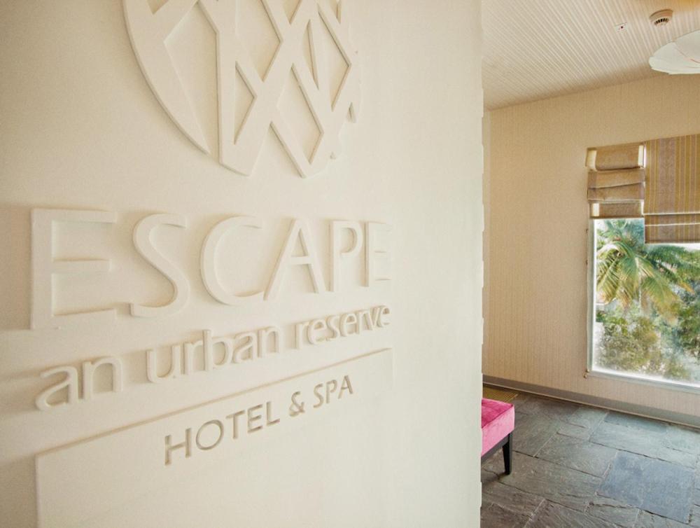 Escape Hotel & Spa Bangalore Extérieur photo